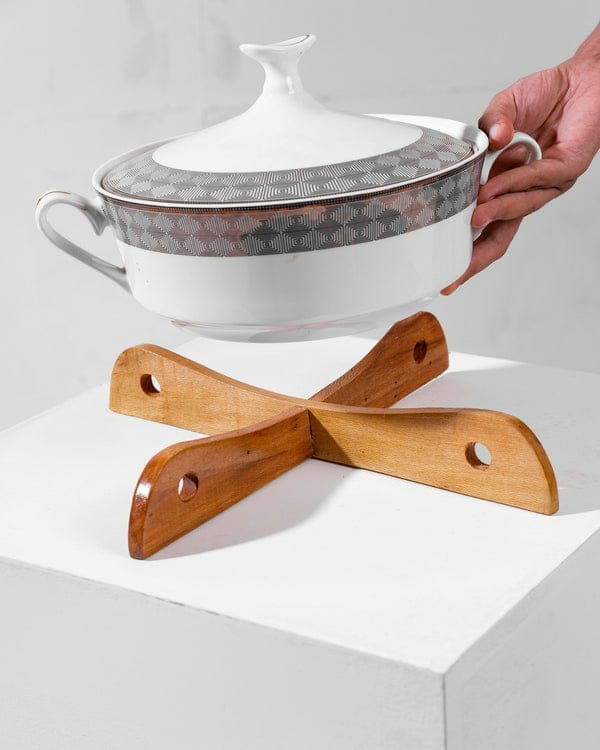 Detachable polished wooden pot Handling stand